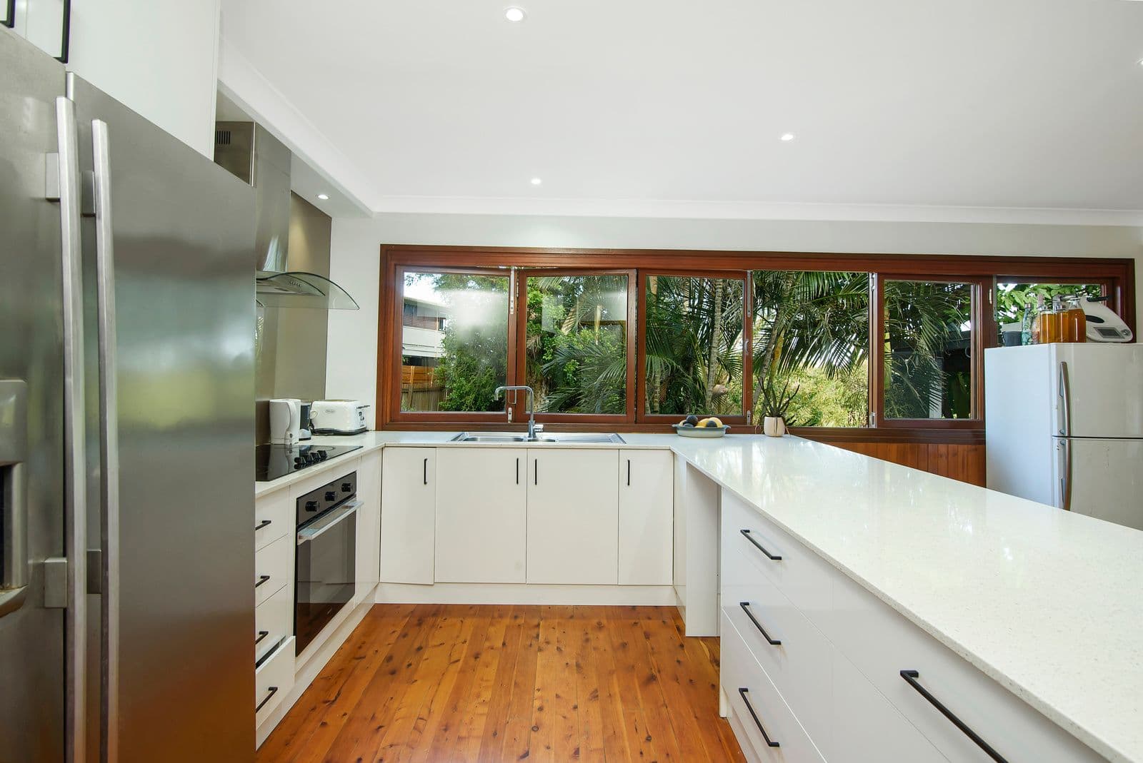 6 Jarrahdale Drive, Elanora QLD 4221, Elanora - Thumbnail 4