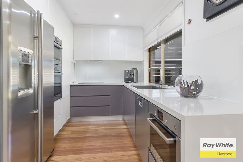 4 Sidney Place, Casula - Thumbnail 2