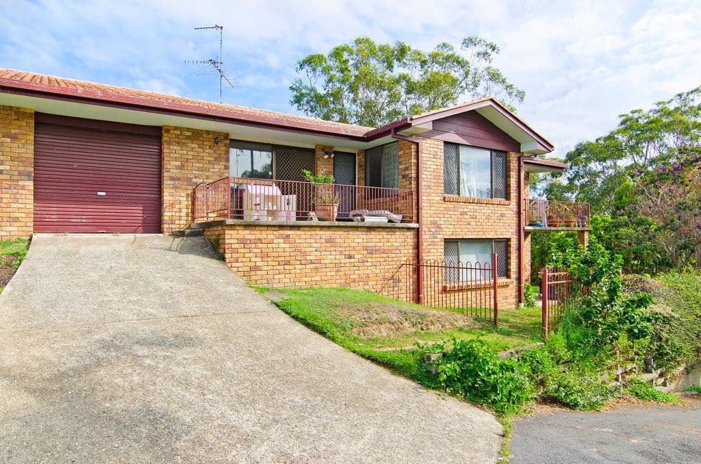 6 Aethalia Street, CURRUMBIN WATERS QLD 4223, Currumbin Waters - Thumbnail 2