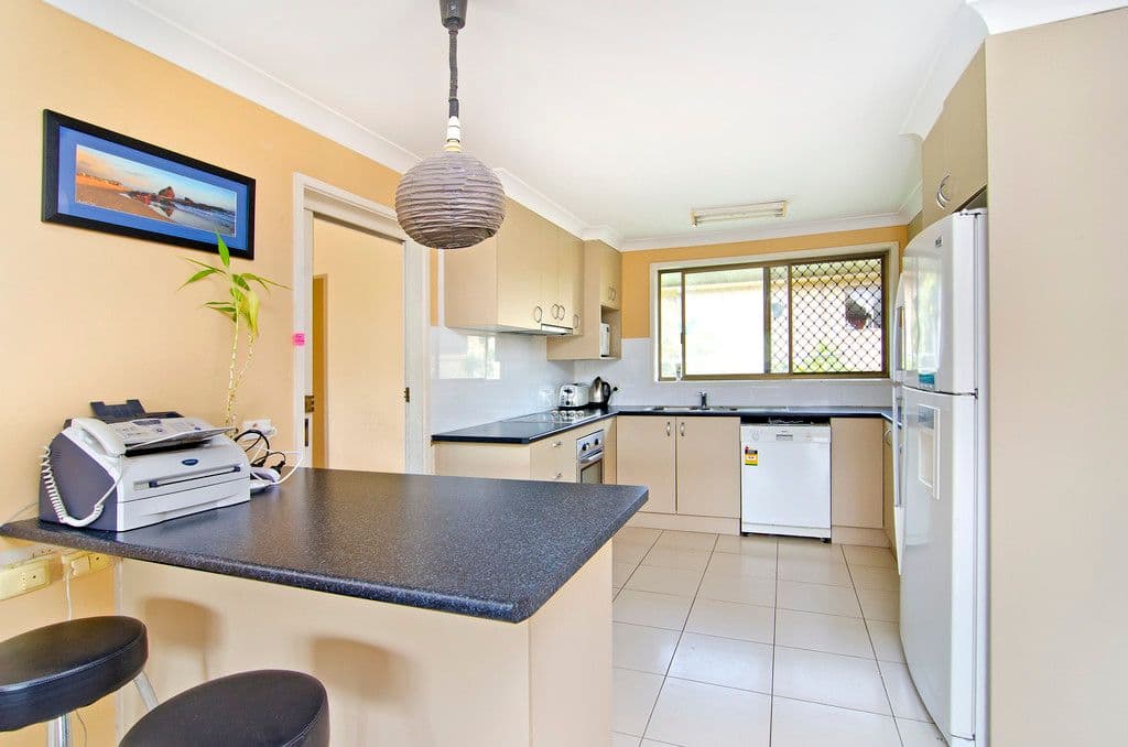 6 Aethalia Street, CURRUMBIN WATERS QLD 4223, Currumbin Waters - Thumbnail 3