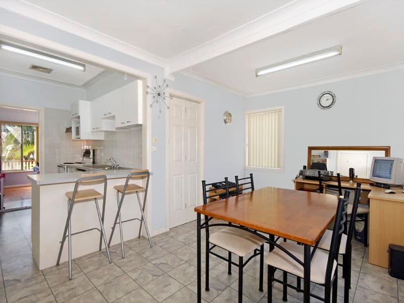 40A Sixth Avenue, LOFTUS NSW 2232, Loftus - Thumbnail 2