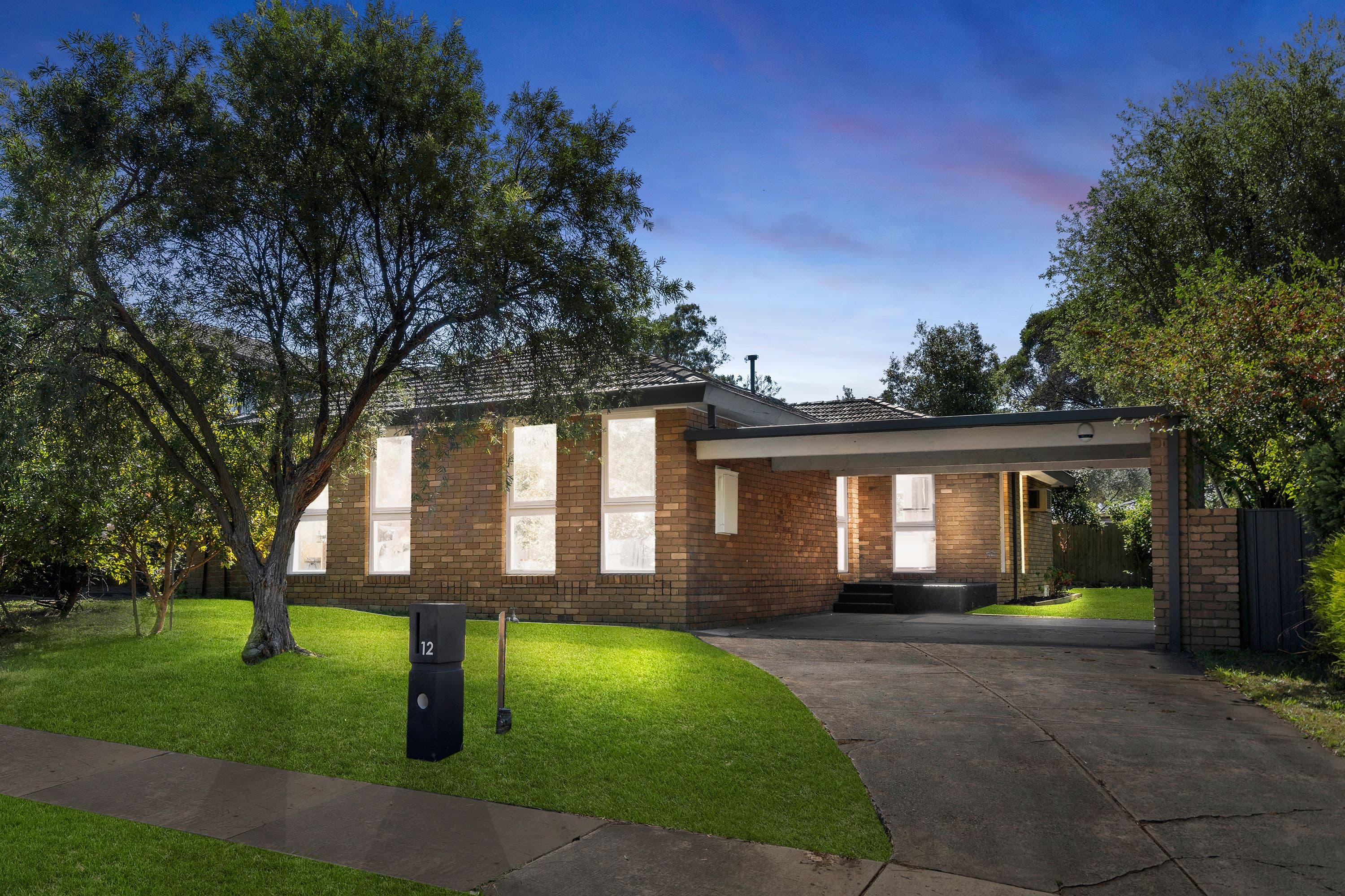 12 Burlington Crescent, Wantirna VIC 3152, Wantirna - Image 1
