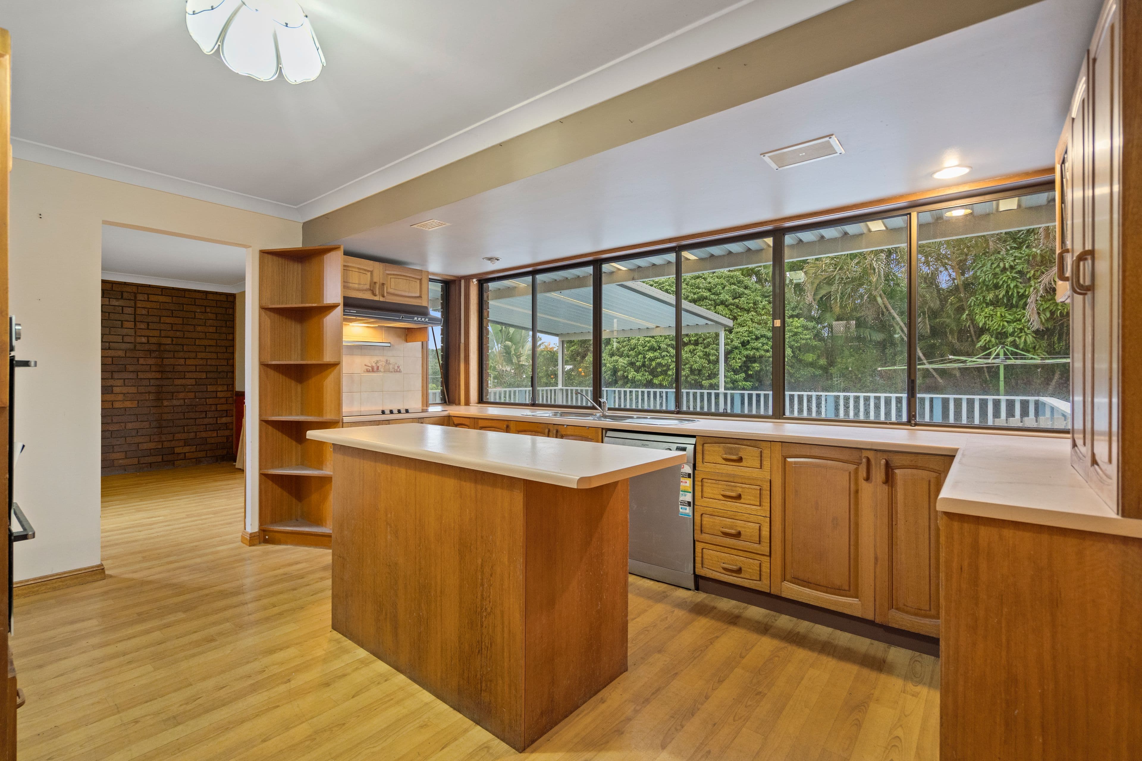 49 Hermitage Crescent, Thornlands QLD 4164, Thornlands - Thumbnail 2