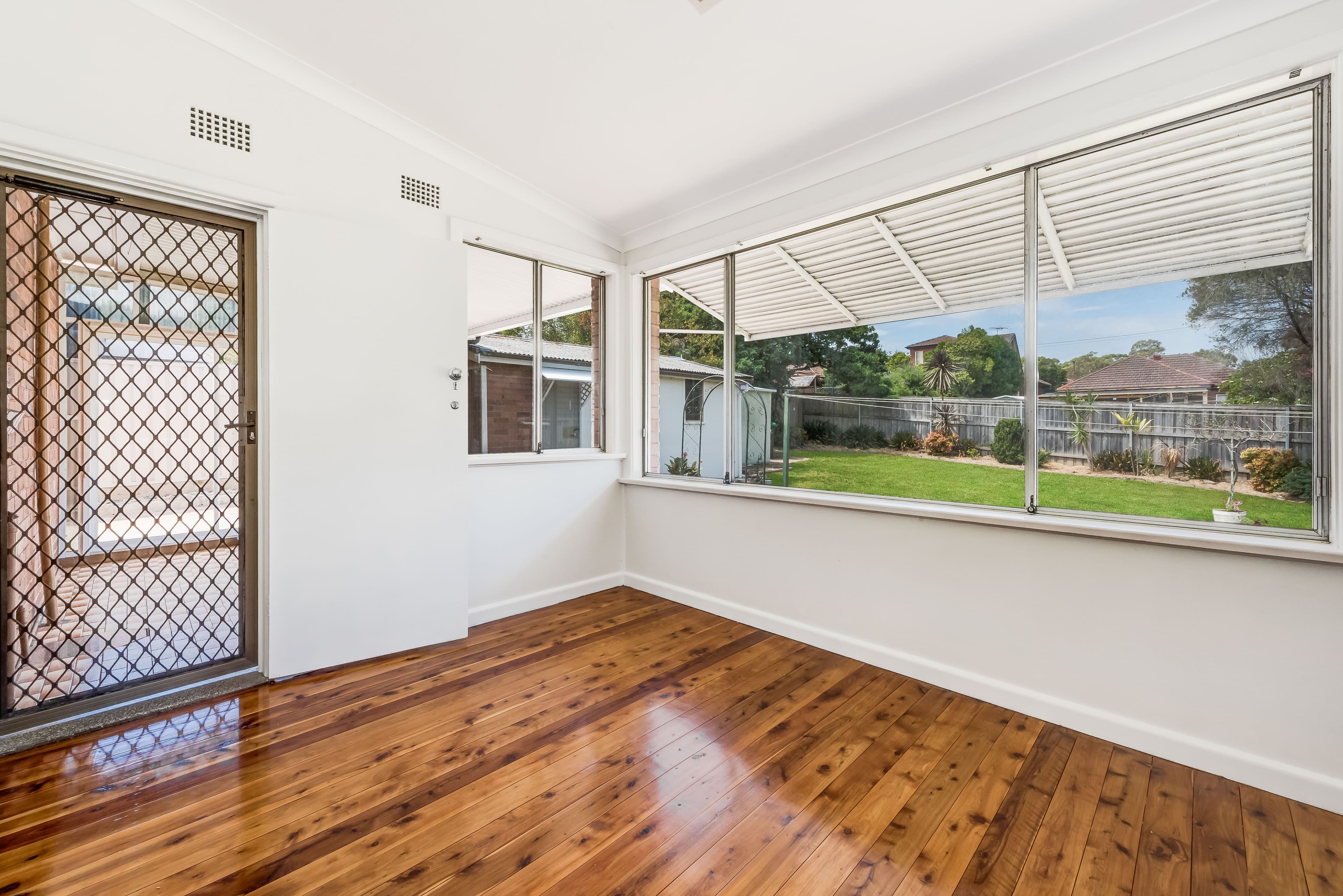 116 Darvall Road, Denistone West - Thumbnail 8