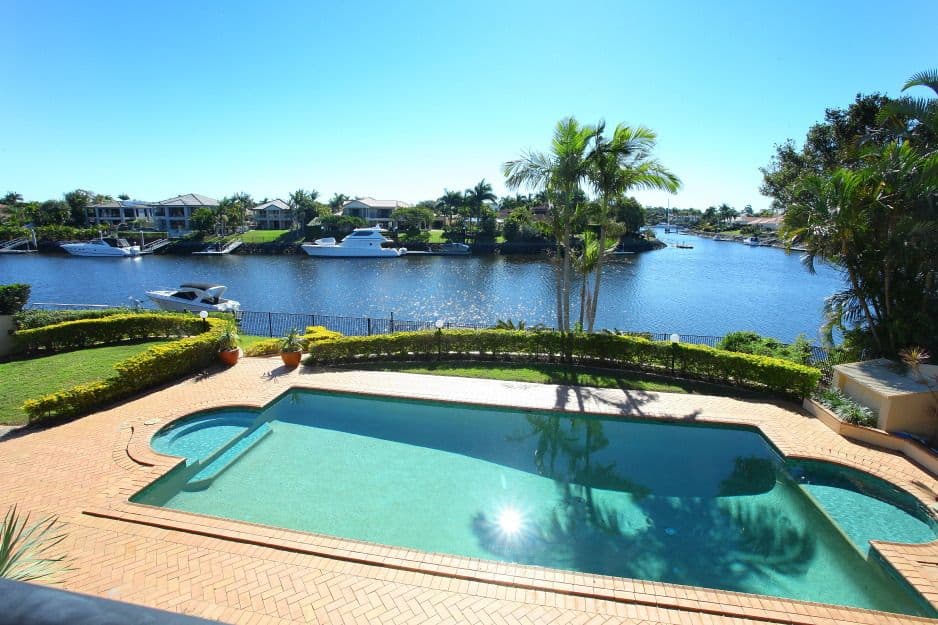 1055 Rosebank Way West, Hope Island QLD 4212, Hope Island - Thumbnail 2