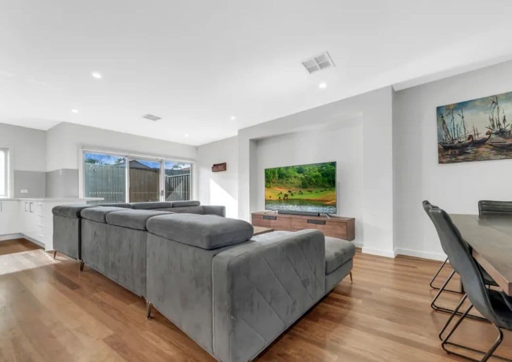 11 Orr Court, Laverton VIC 3028, Laverton - Thumbnail 2