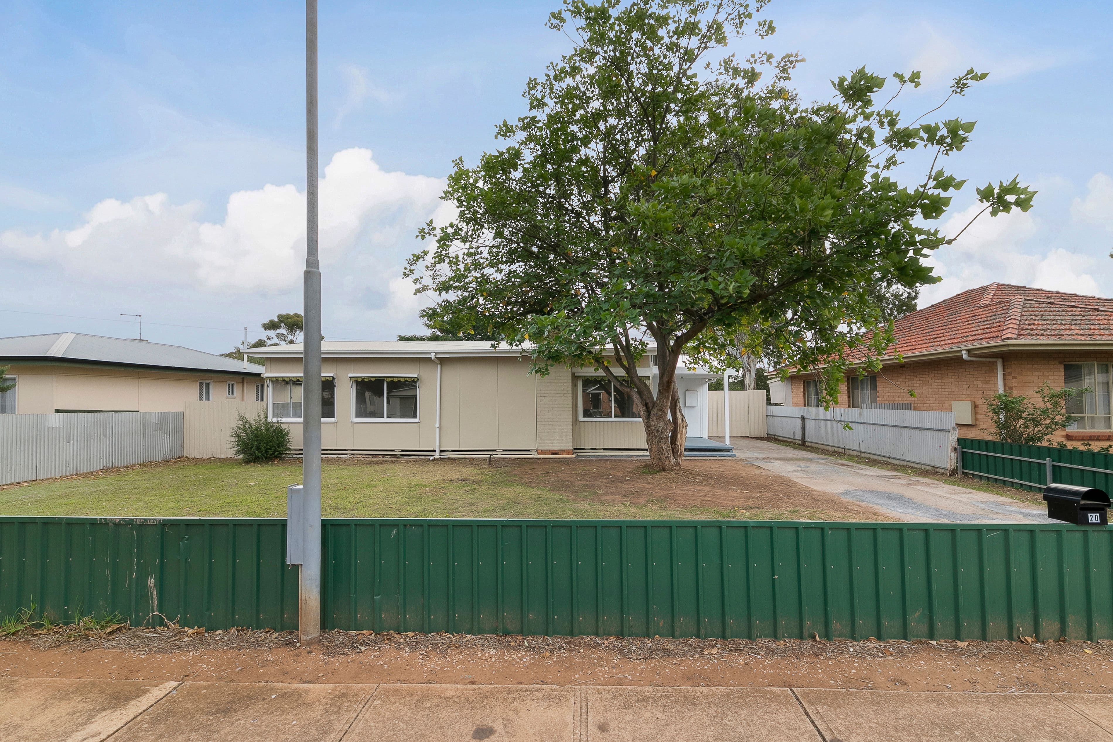 13 Quinn Court, Altona Meadows - Image 1