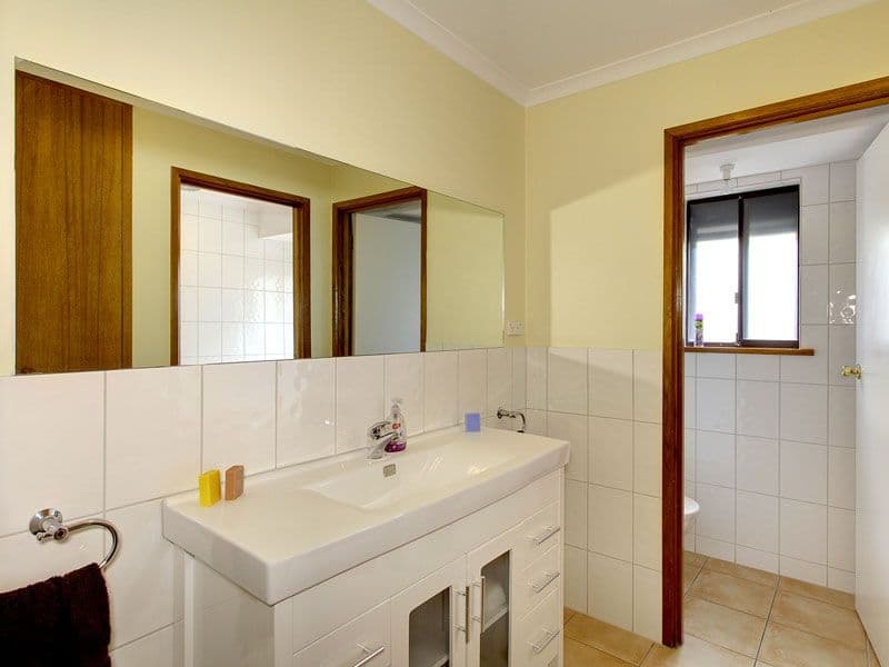 13 Babbacombe Drive, MOANA SA 5169, Moana - Thumbnail 6