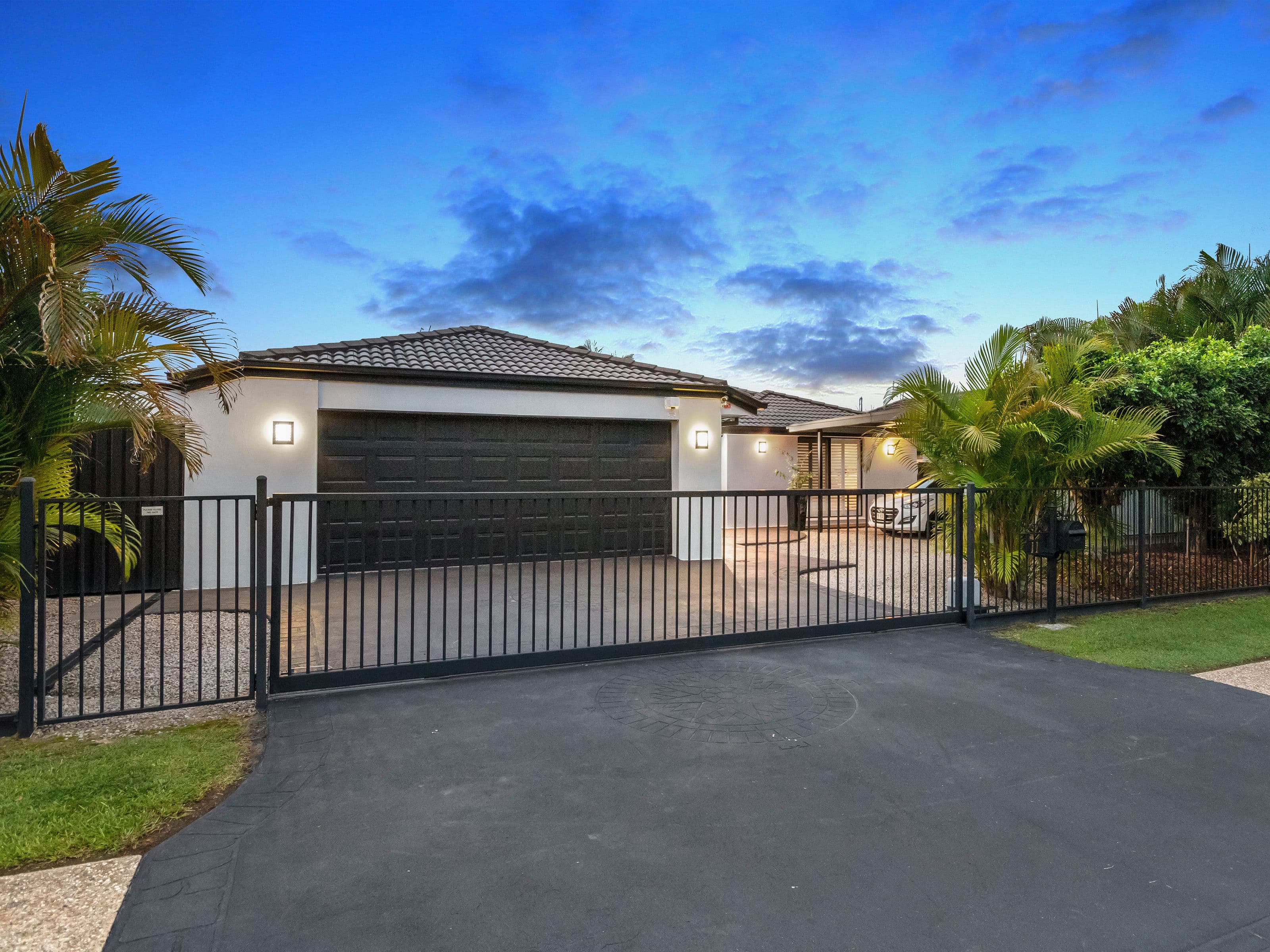 11 Catchlove Street, Maudsland QLD 4210, Maudsland - Image 1