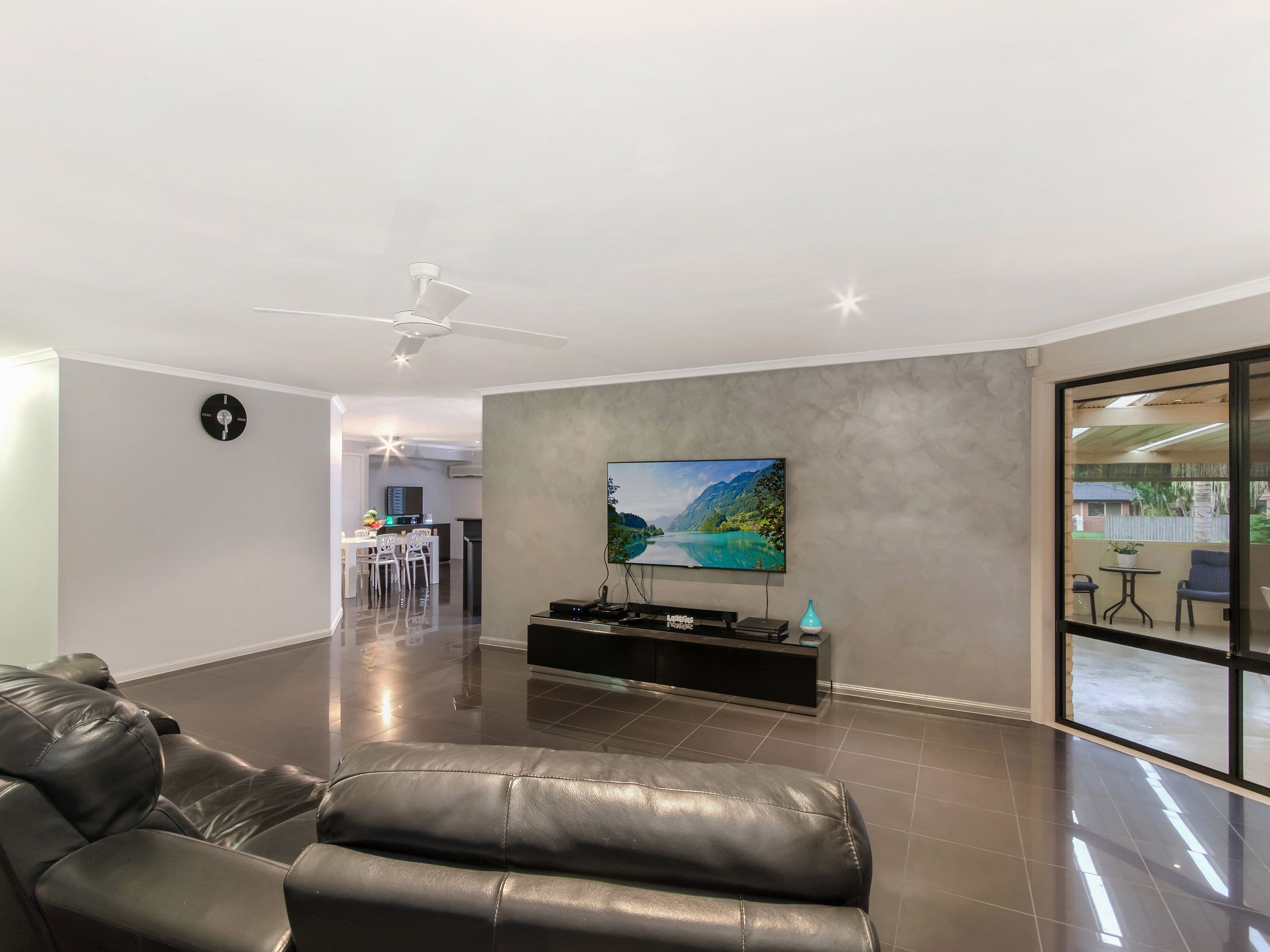 11 Catchlove Street, Maudsland QLD 4210, Maudsland - Thumbnail 5