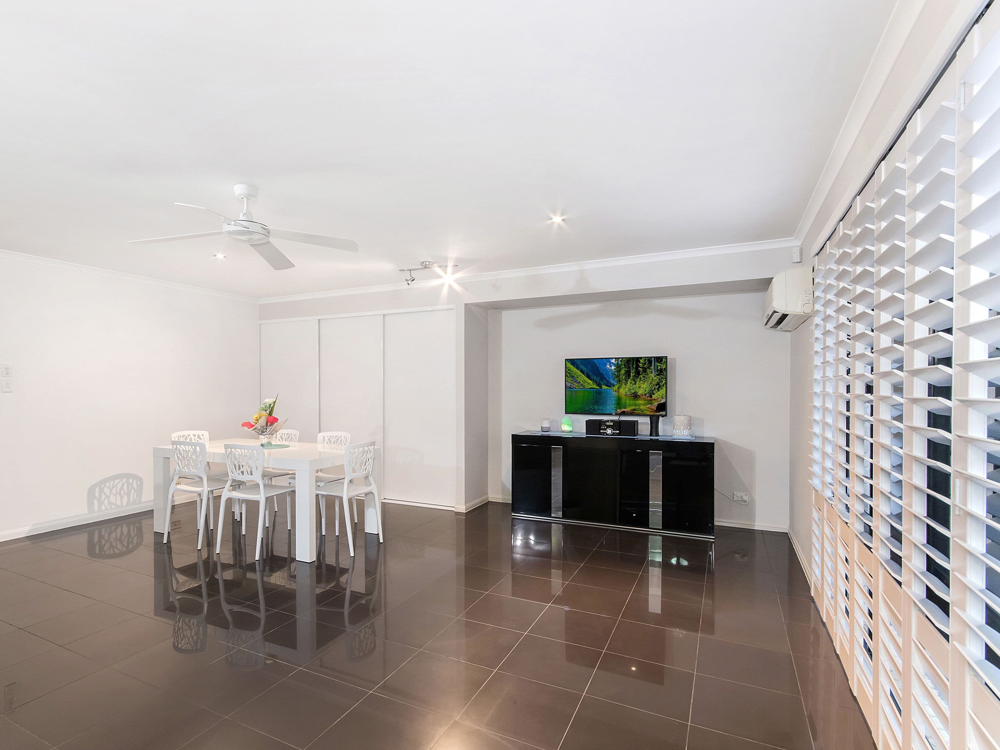 11 Catchlove Street, Maudsland QLD 4210, Maudsland - Thumbnail 6
