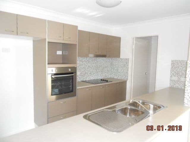 59 Tequesta Drive, BEAUDESERT QLD 4285, Beaudesert - Thumbnail 2