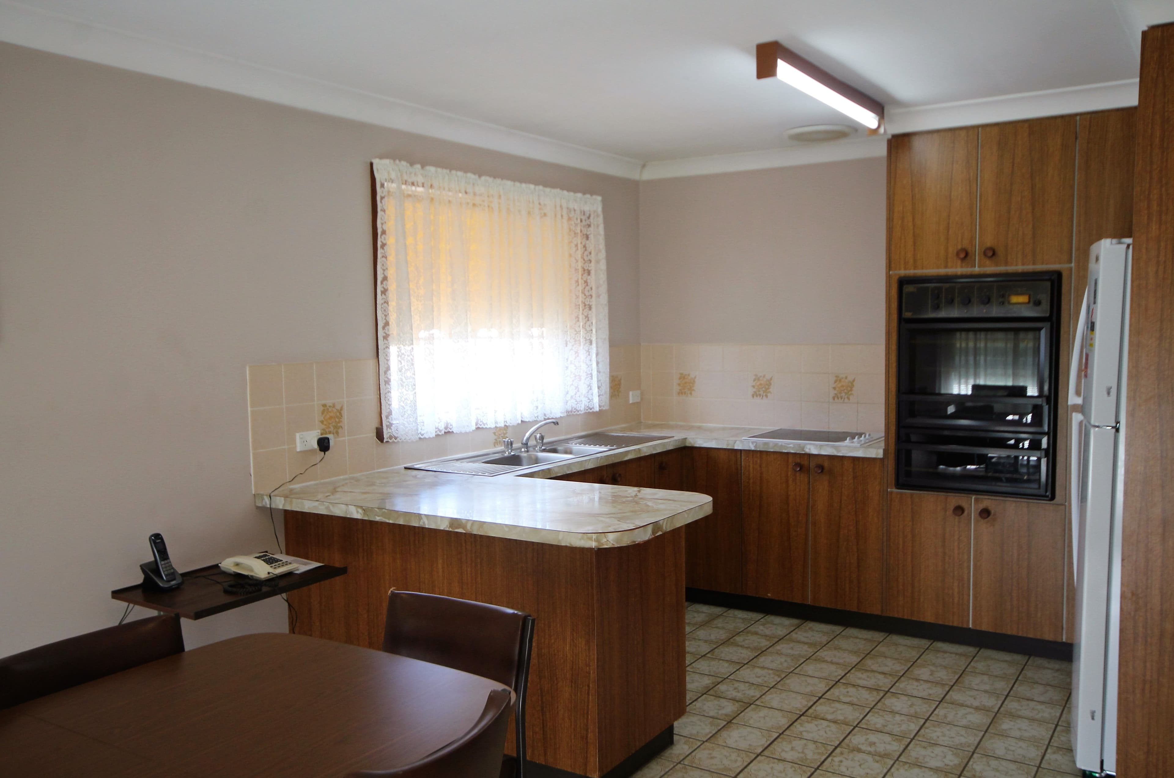 4 Stoneridge Street, Young - Thumbnail 2