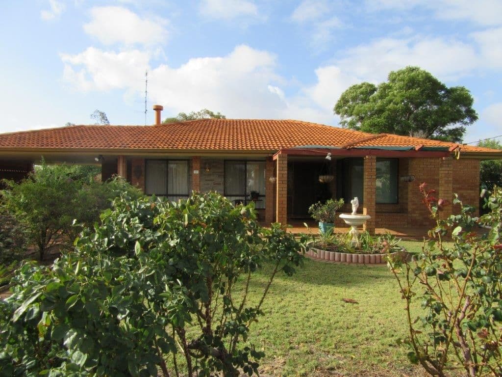 17 Slaughter Street, Three Springs WA 6519, Three Springs - Thumbnail 6
