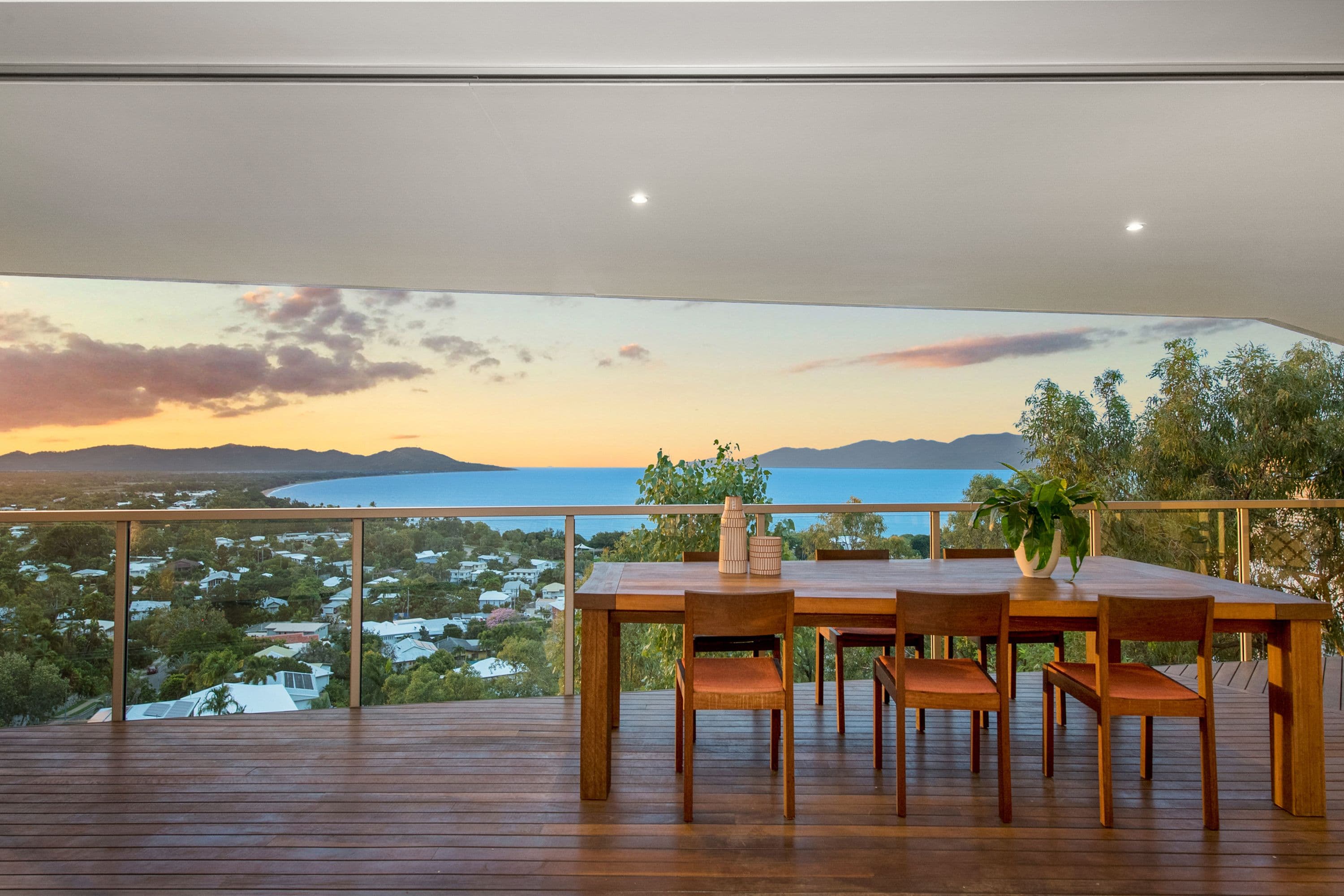 3 Seaview Court, Castle Hill QLD 4810, Castle Hill - Thumbnail 2