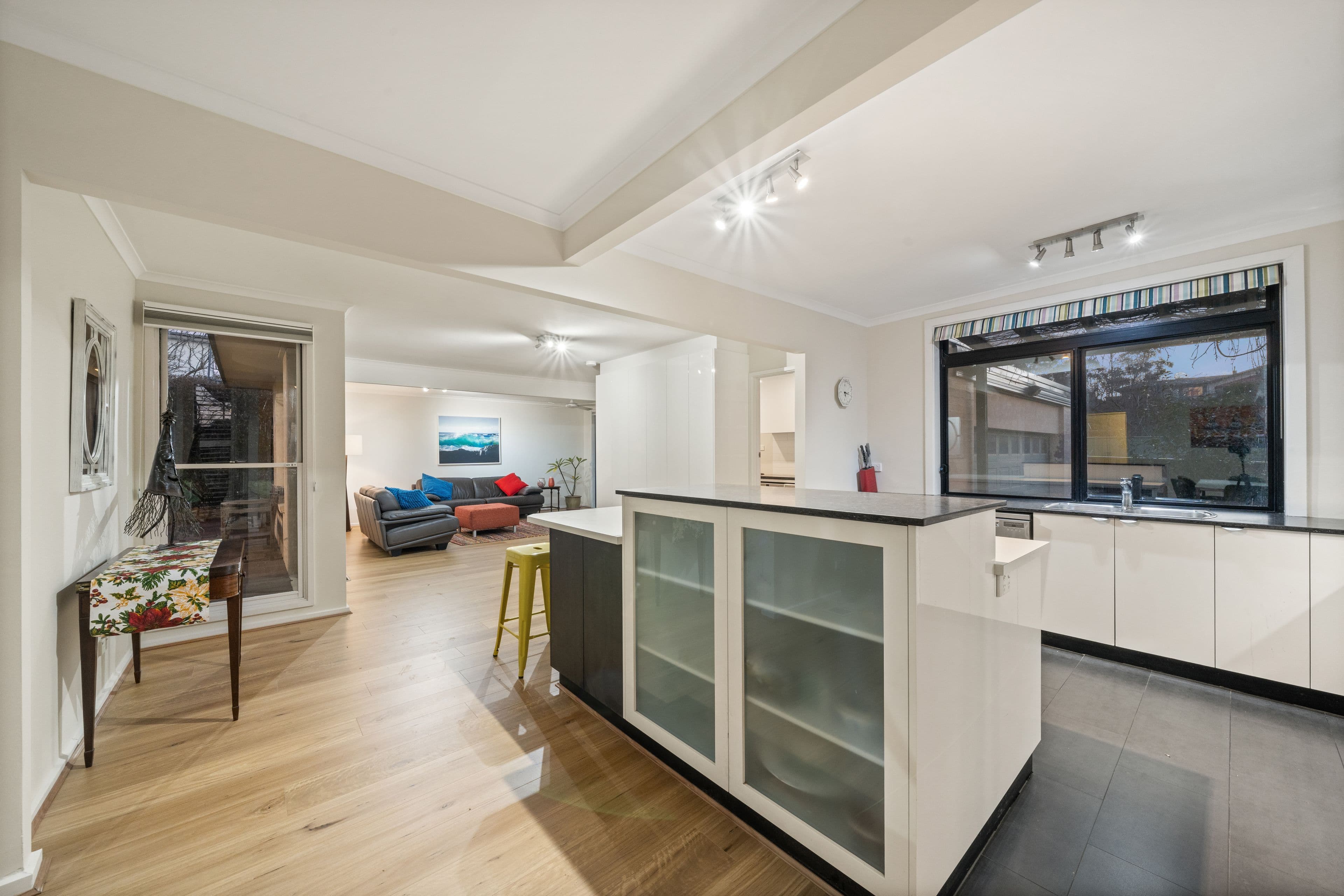 13 Belconnen Way, Weetangera ACT 2614, Weetangera - Thumbnail 7