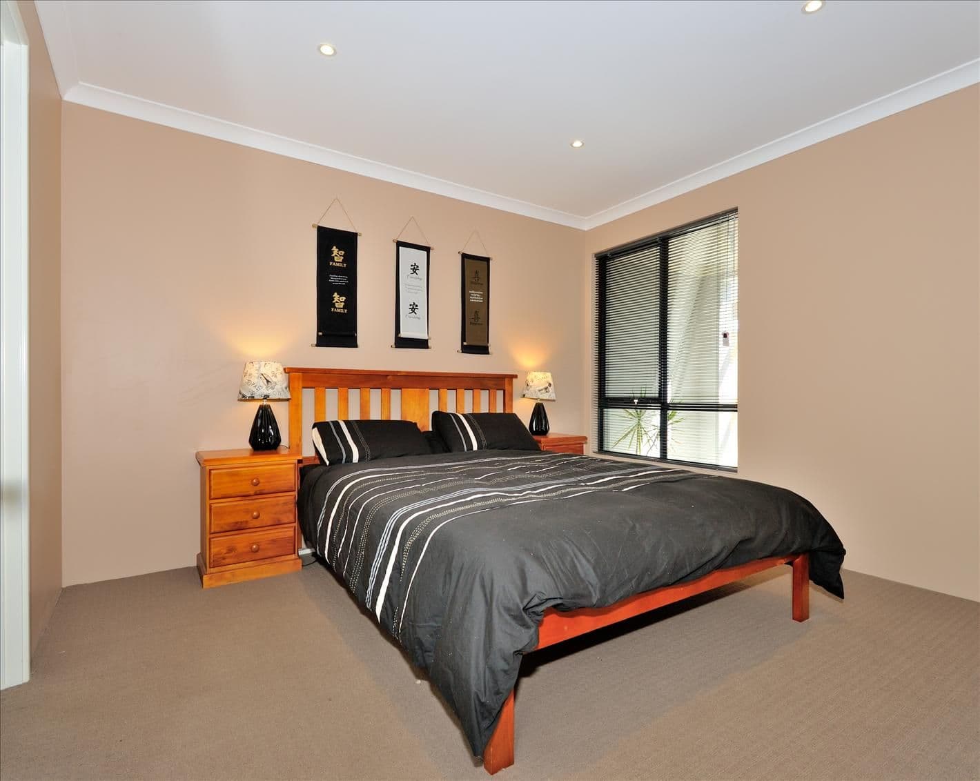39 Shepherd Avenue, ELLENBROOK WA 6069, Ellenbrook - Thumbnail 2