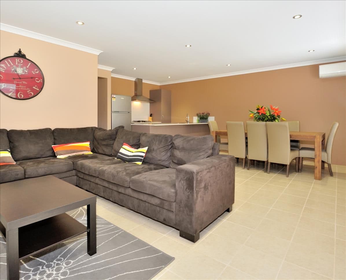 39 Shepherd Avenue, ELLENBROOK WA 6069, Ellenbrook - Thumbnail 3