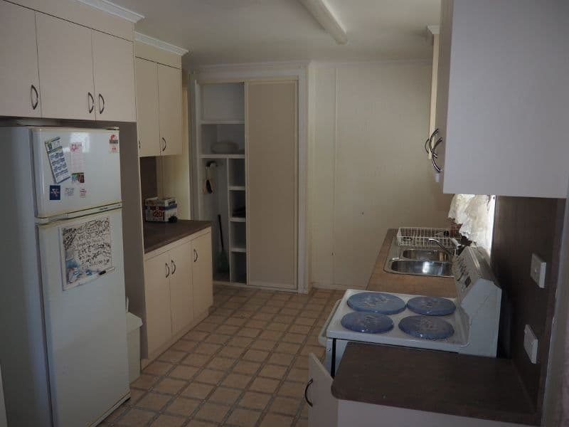 135 Churchill Street, Maryborough QLD 4650, Maryborough - Thumbnail 8