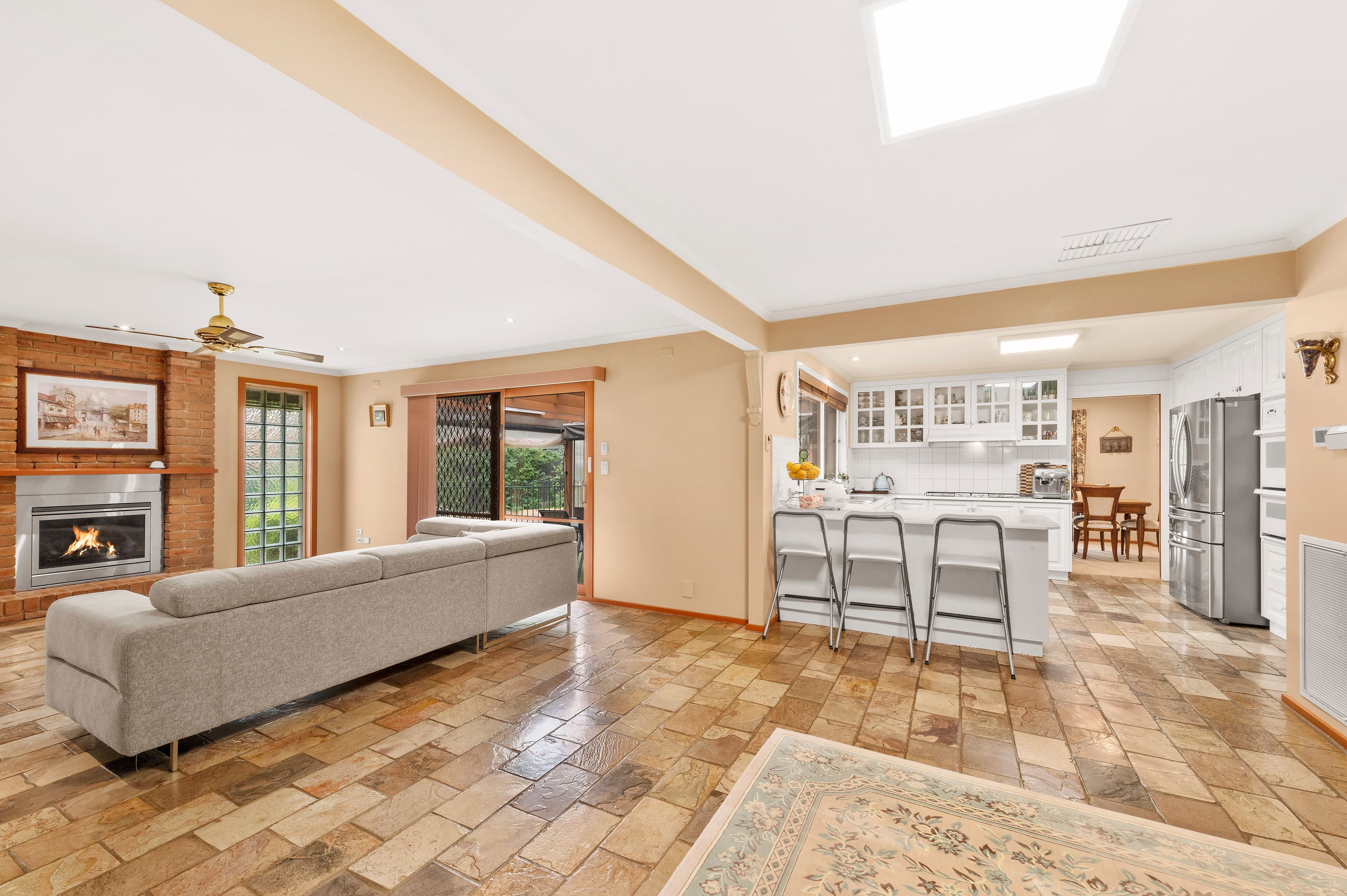 5 Clydebank Court, Rowville VIC 3178, Rowville - Thumbnail 5