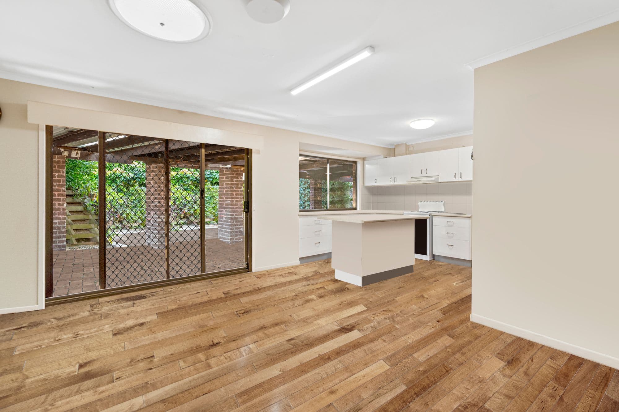 39 Edred Street, Carindale QLD 4152, Carindale - Thumbnail 2
