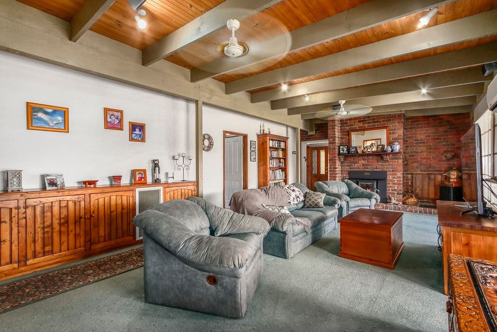 6 Read Road, Seville VIC 3139, Seville - Thumbnail 3