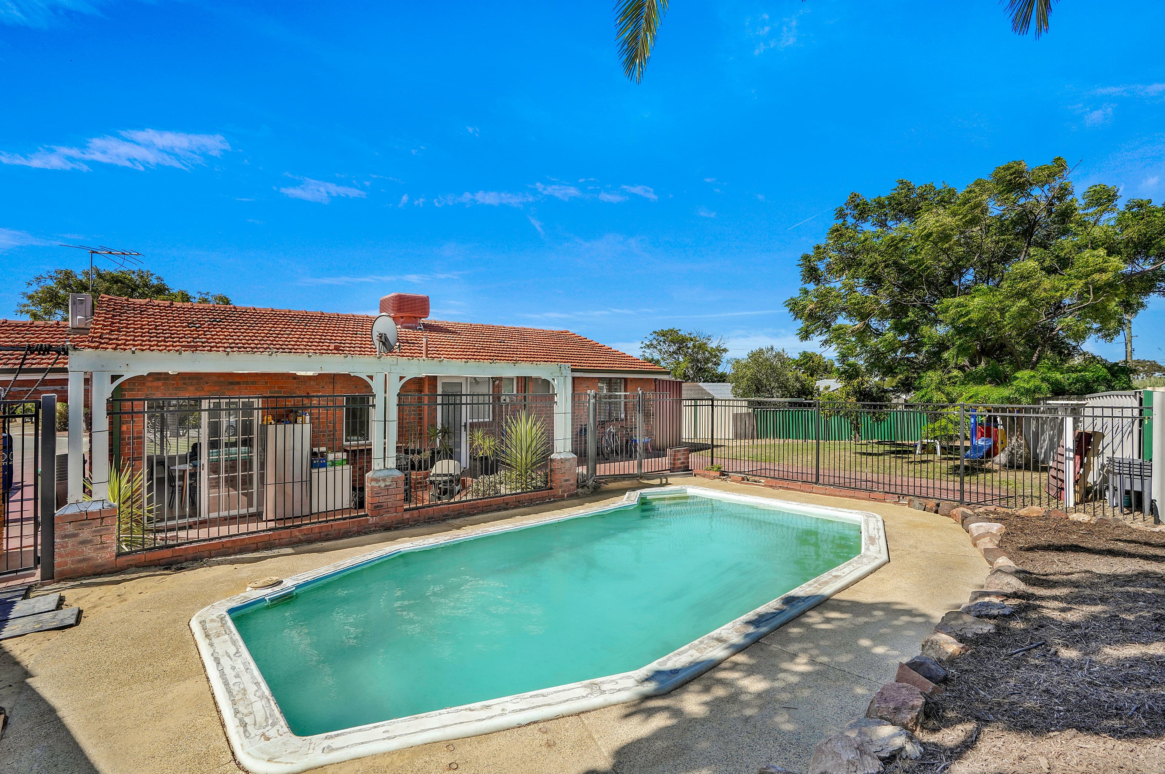 1/122 Park Beach Road, Coffs Harbour NSW 2450, Coffs Harbour - Image 1