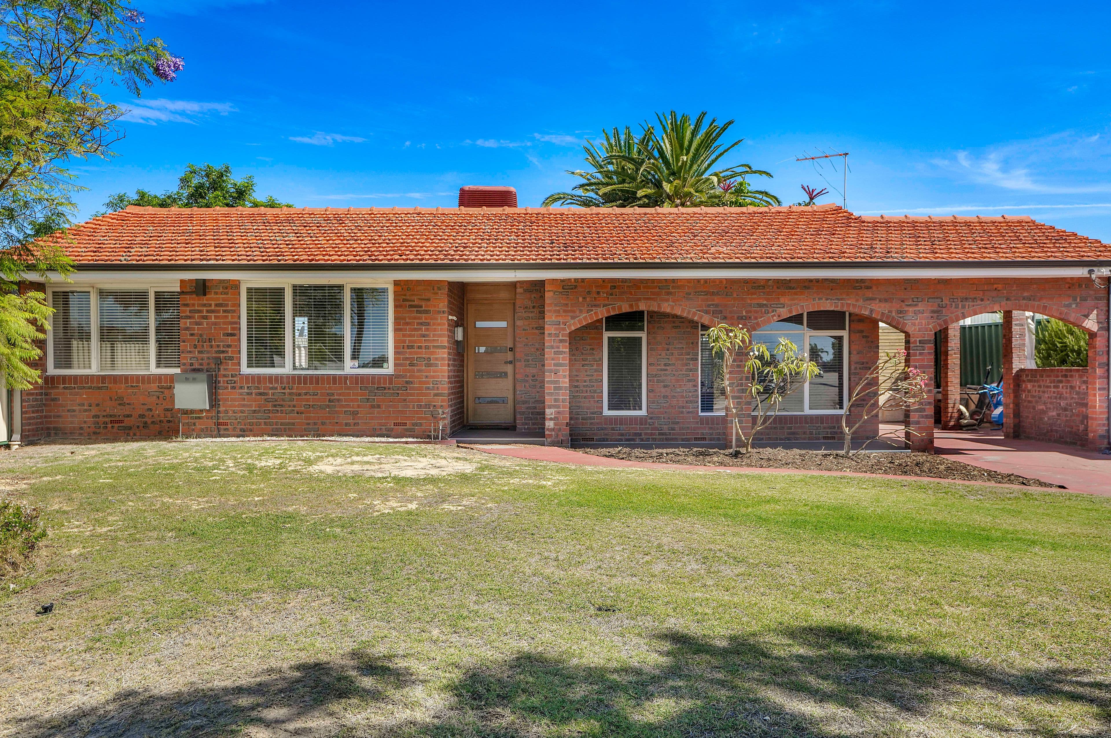 1/122 Park Beach Road, Coffs Harbour NSW 2450, Coffs Harbour - Thumbnail 3