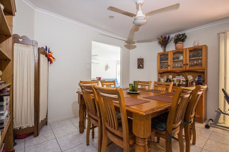 187 Mildura Drive, HELENSVALE QLD 4212, Helensvale - Thumbnail 5