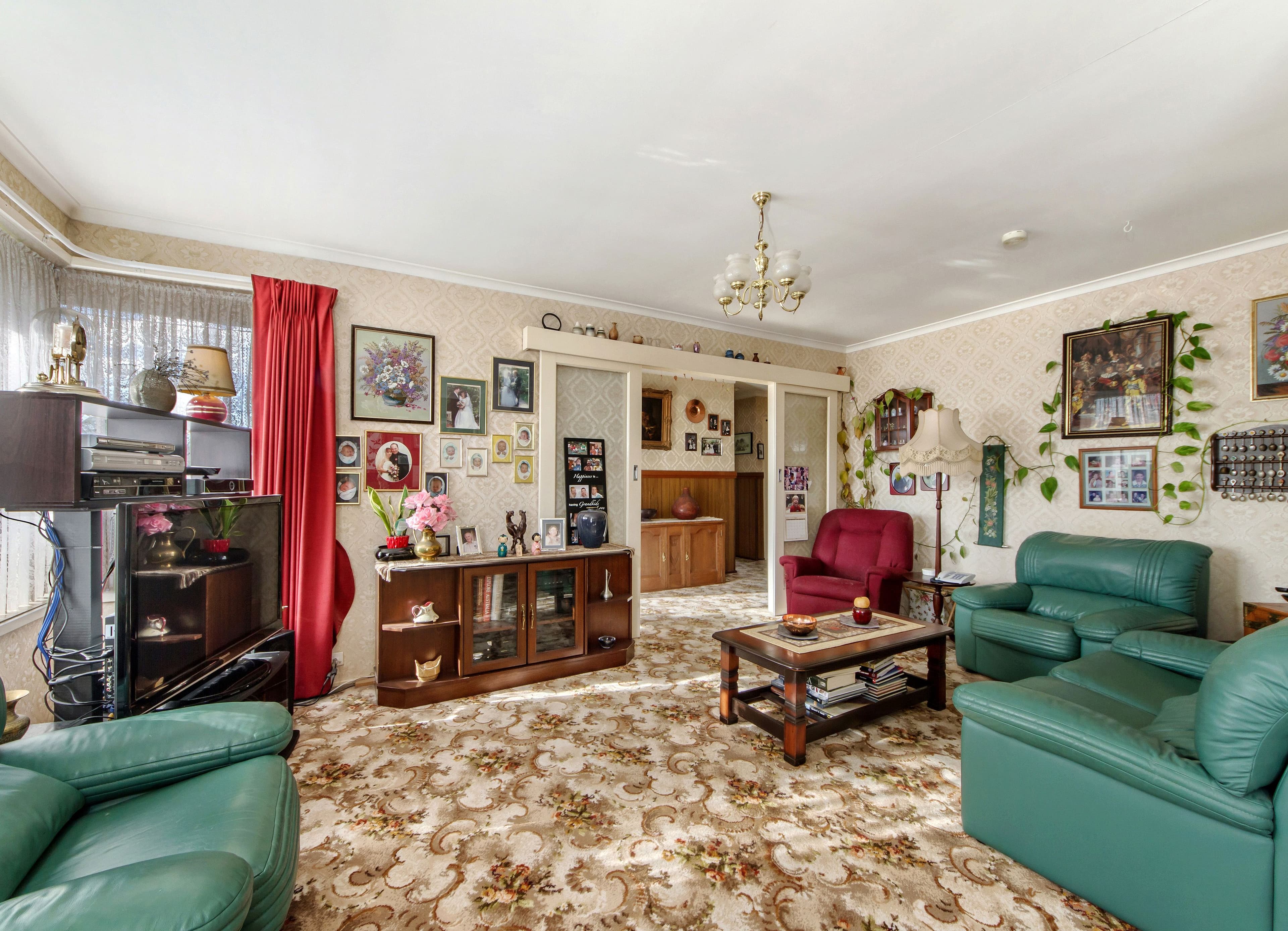17 Dover Street, Albanvale VIC 3021, Albanvale - Thumbnail 2
