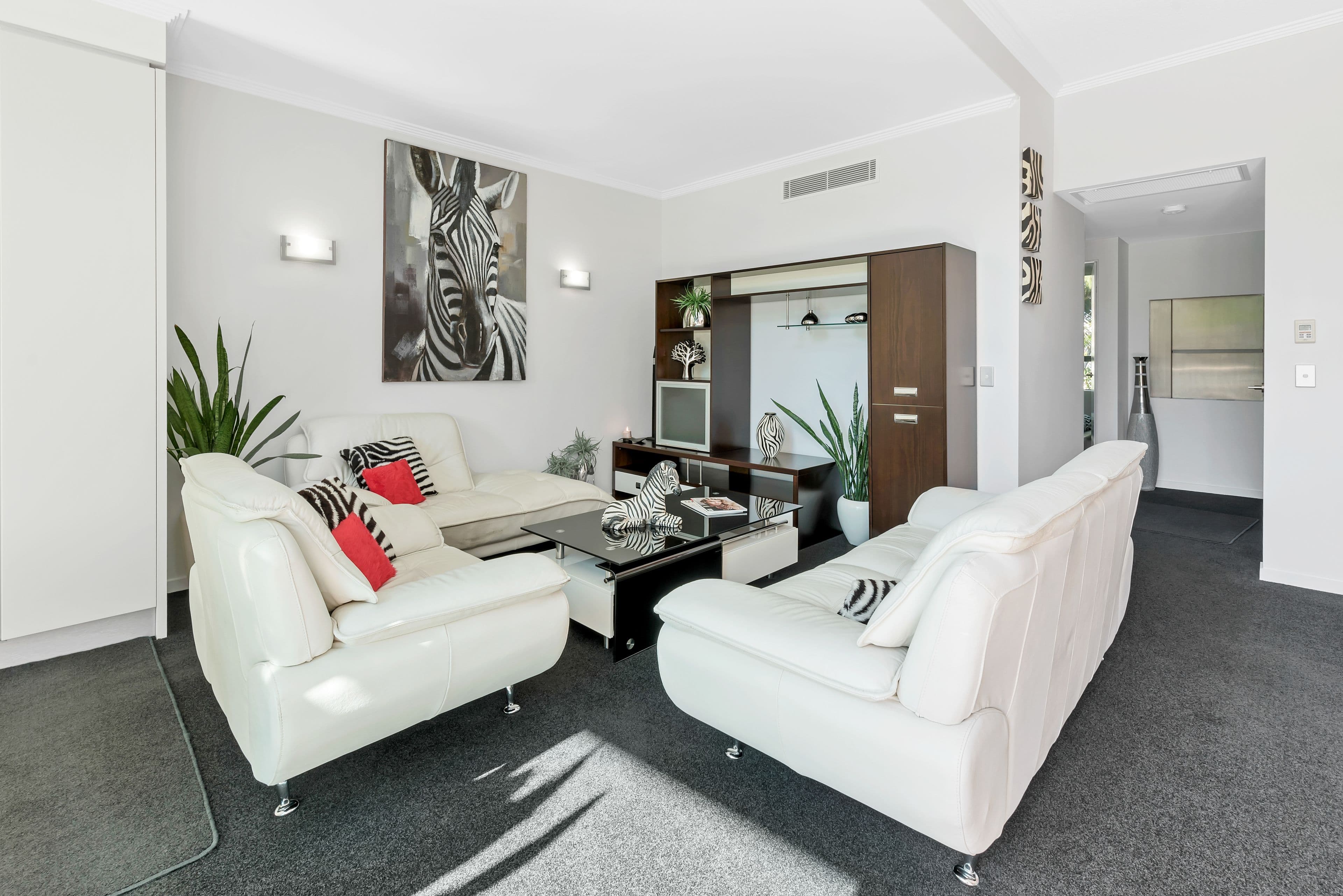 20-28 Bayview Street, Runaway Bay QLD 4216, Runaway Bay - Thumbnail 3
