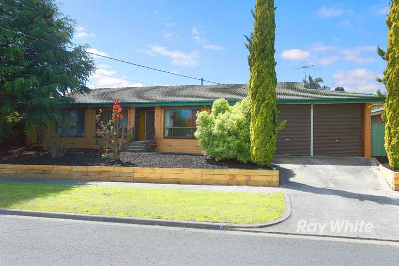35 Lipton Drive, FRANKSTON VIC 3199, Frankston - Thumbnail 2