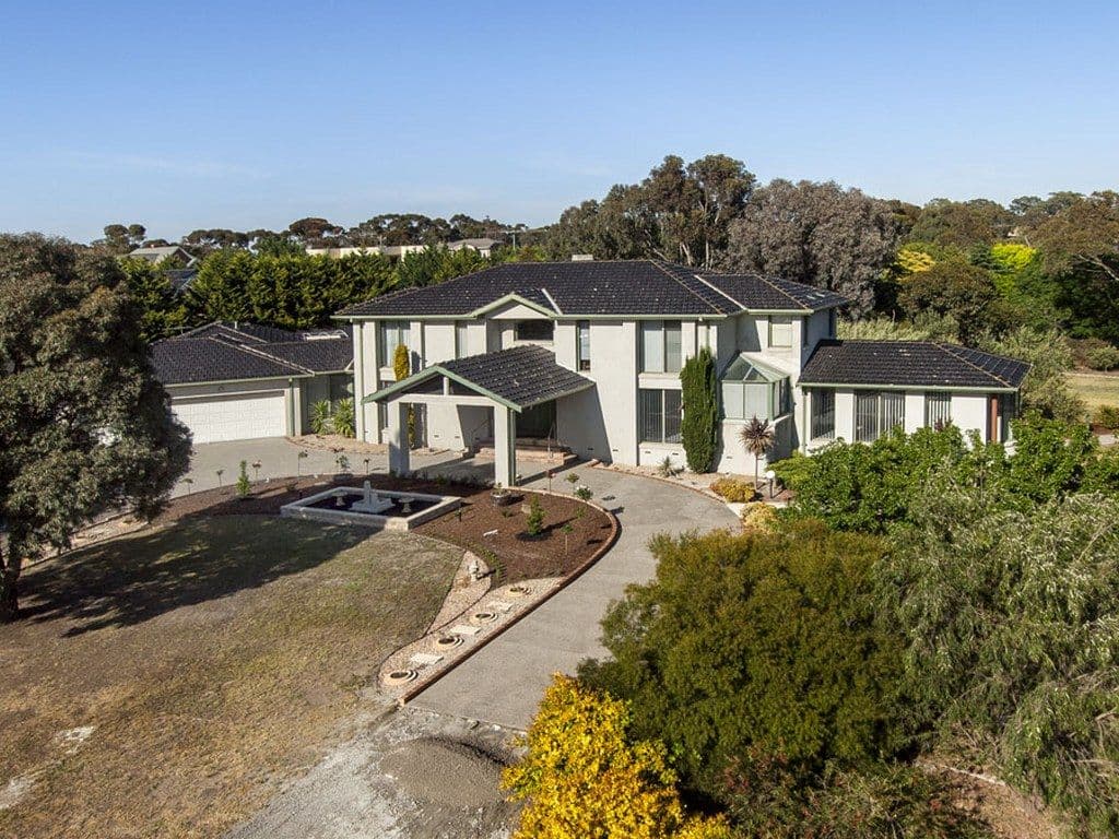 6 Macbean Court, Greenvale VIC 3059, Greenvale - Thumbnail 2