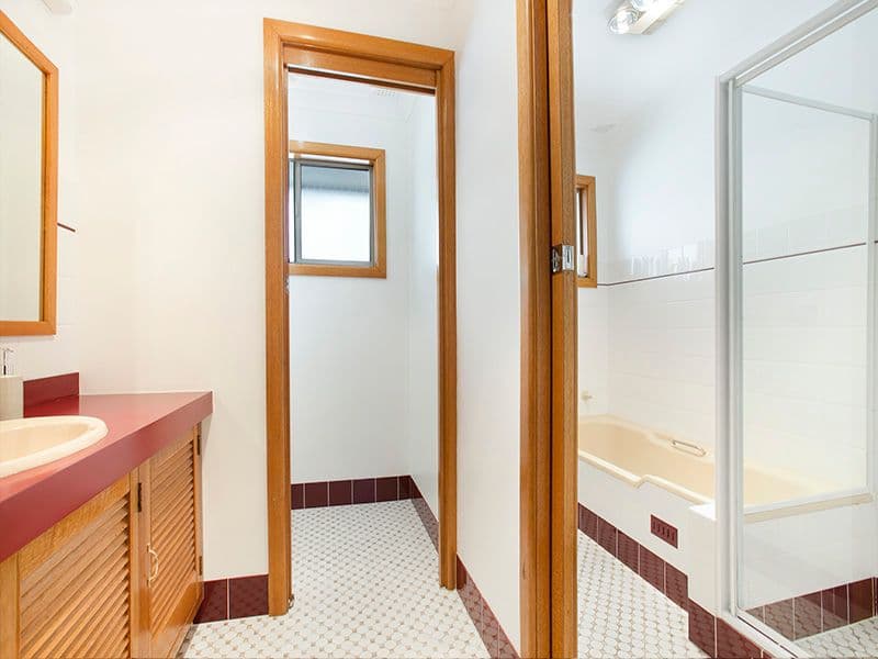 26 Bates Drive, KAREELA NSW 2232, Kareela - Thumbnail 2