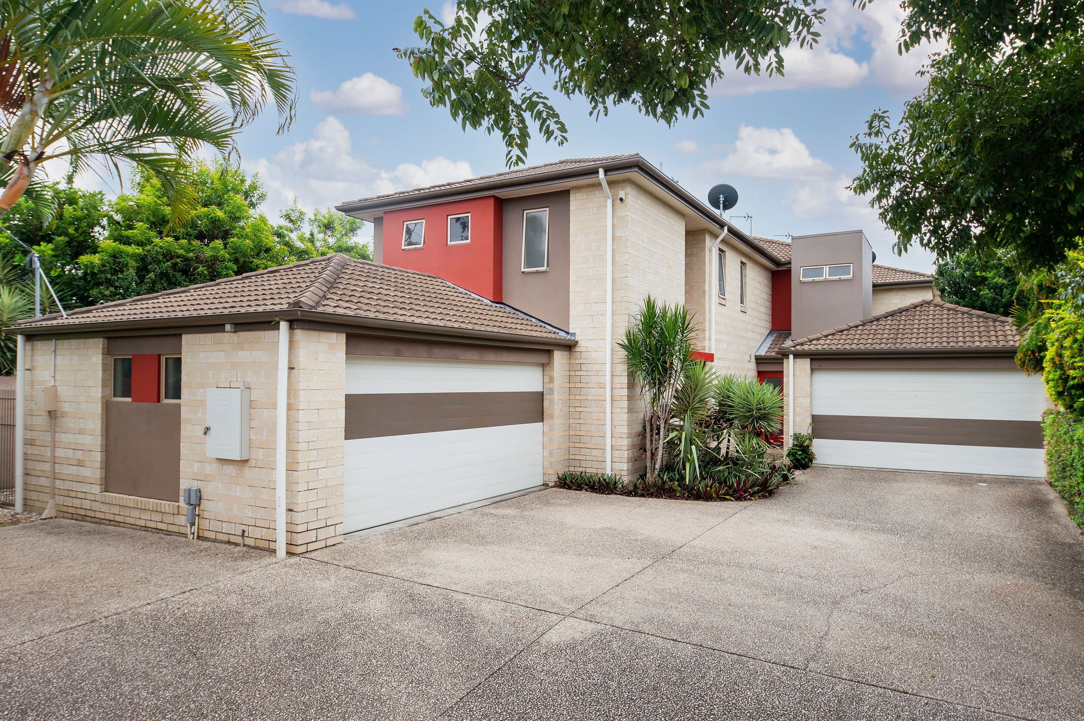 45 Robert Street, Labrador QLD 4215, Labrador - Image 1
