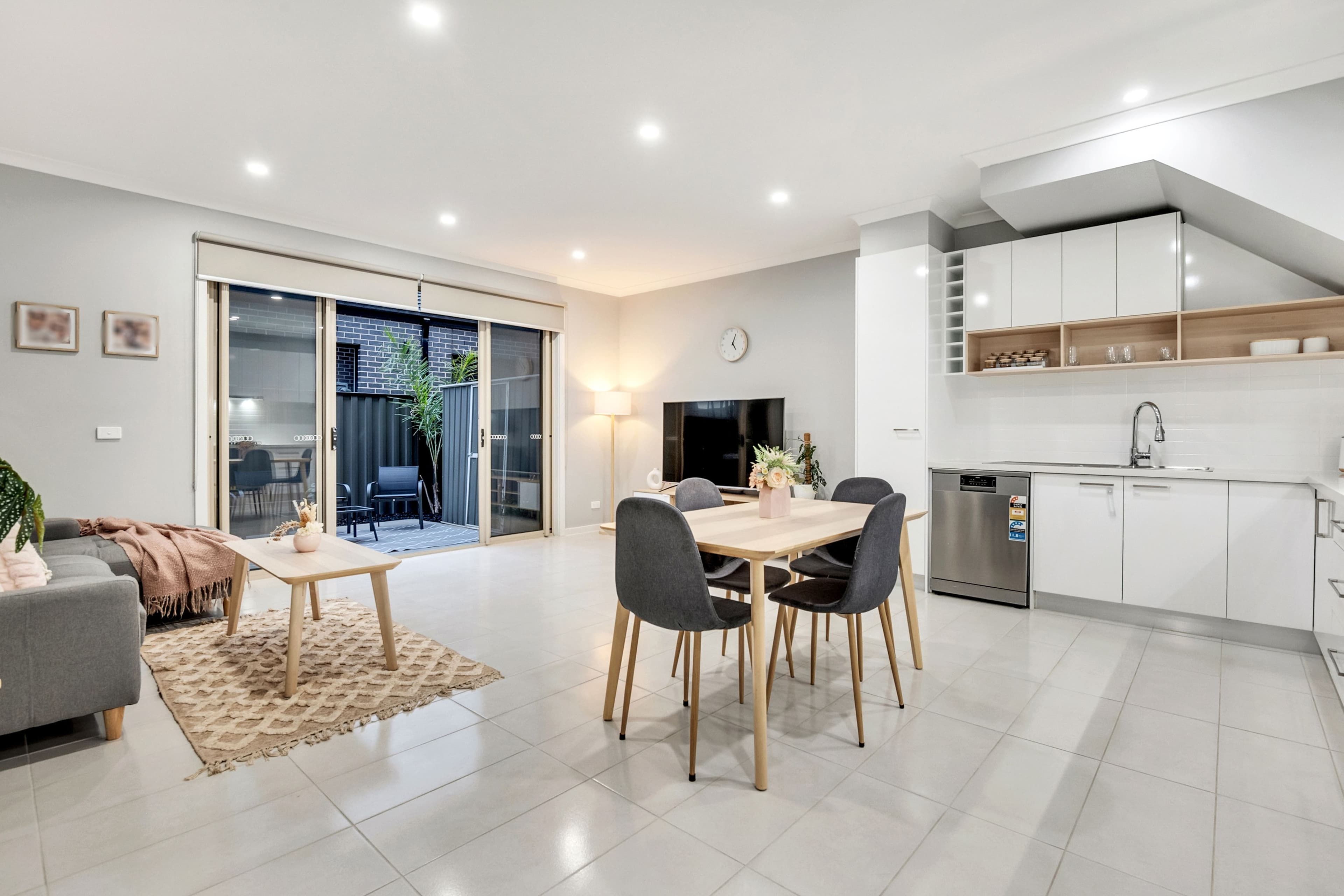 2 Esteem Road, Craigieburn VIC 3064, Craigieburn - Thumbnail 7