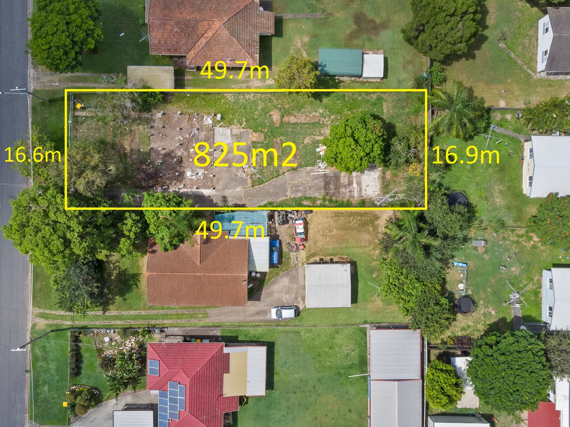 28 Holloway Close, Sunbury, Sunbury - Image 1