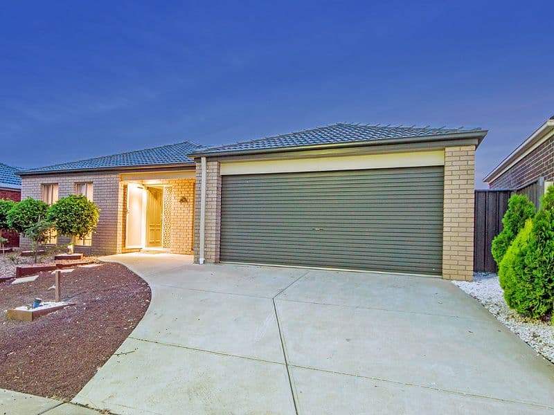 4 Silver Gum Street, Wyndham Vale VIC 3024, Wyndham Vale - Thumbnail 3