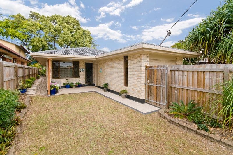 32 Seventh Avenue, Palm Beach QLD 4221, Palm Beach - Image 1