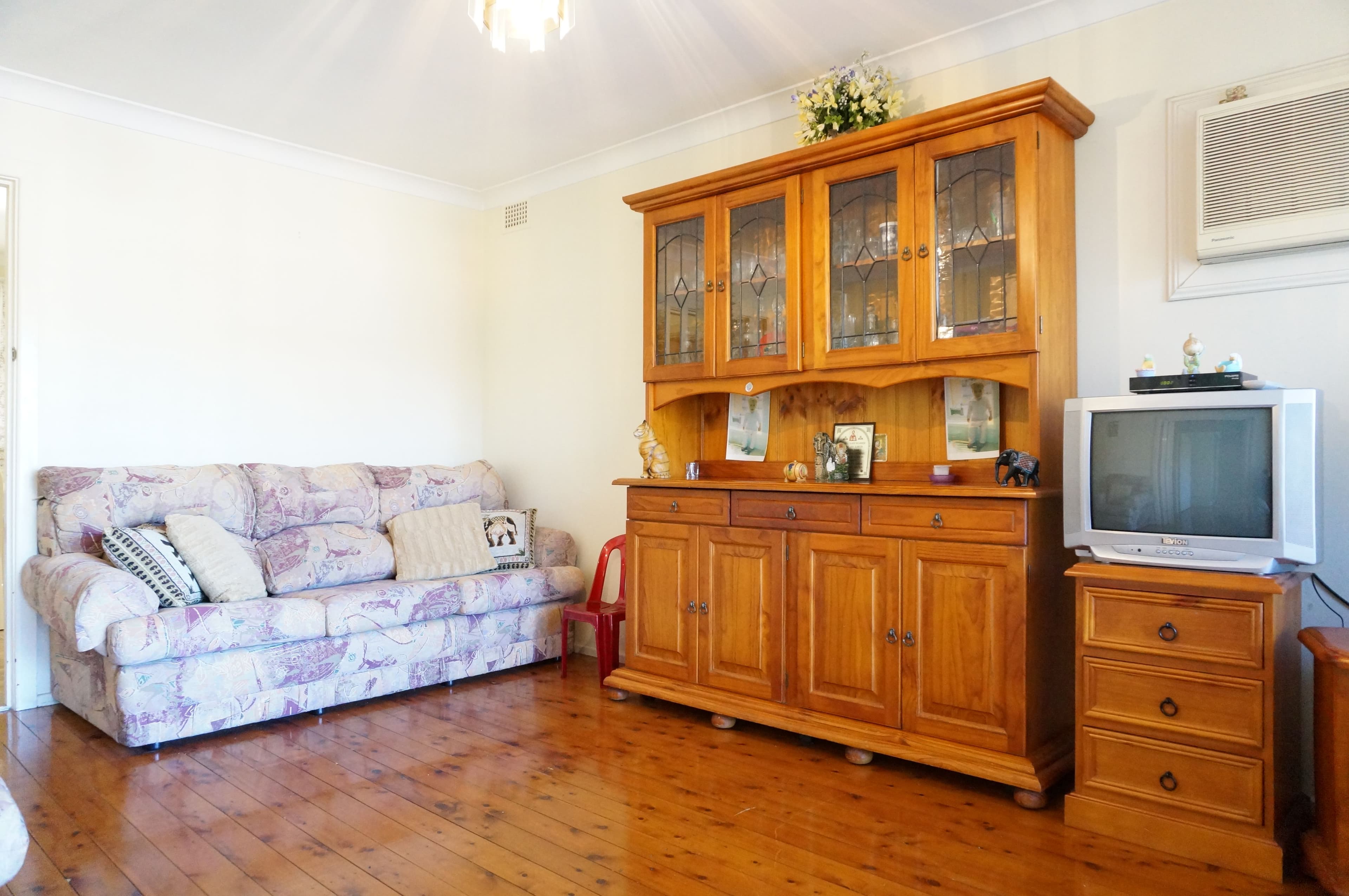 22 Stonehaven Parade, Cabramatta - Thumbnail 2