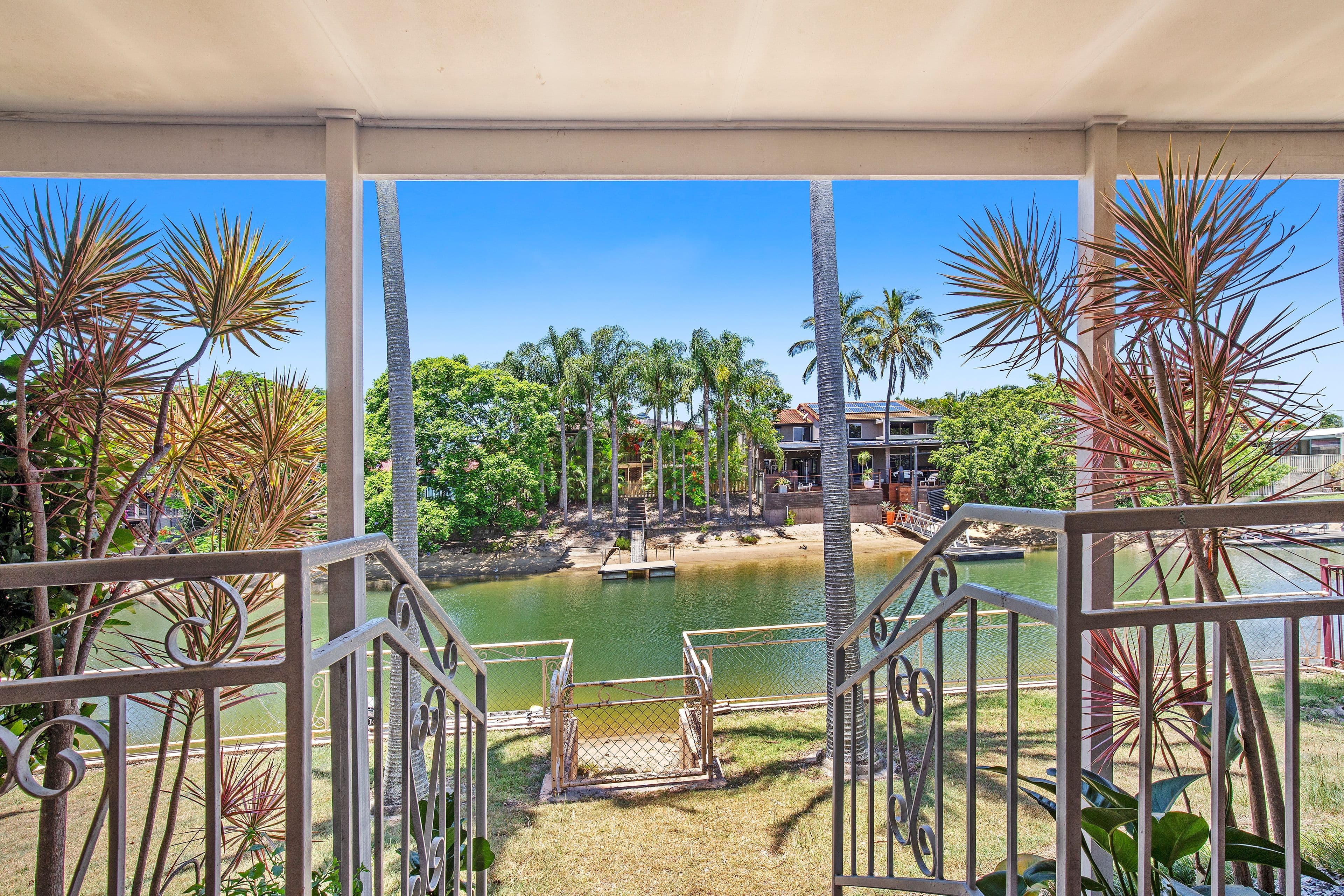 8 Key West, Broadbeach Waters QLD 4218, Broadbeach Waters - Thumbnail 2