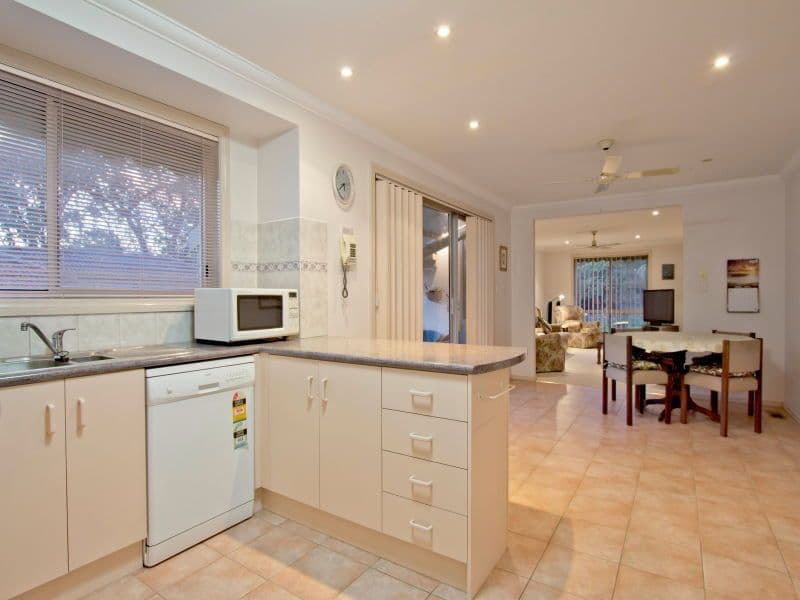 50 Denbigh Street, FRANKSTON VIC 3199, Frankston - Thumbnail 3