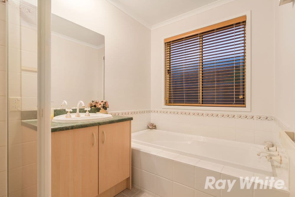 23 Pulford Crescent, Mill Park VIC 3082, Mill Park - Thumbnail 7