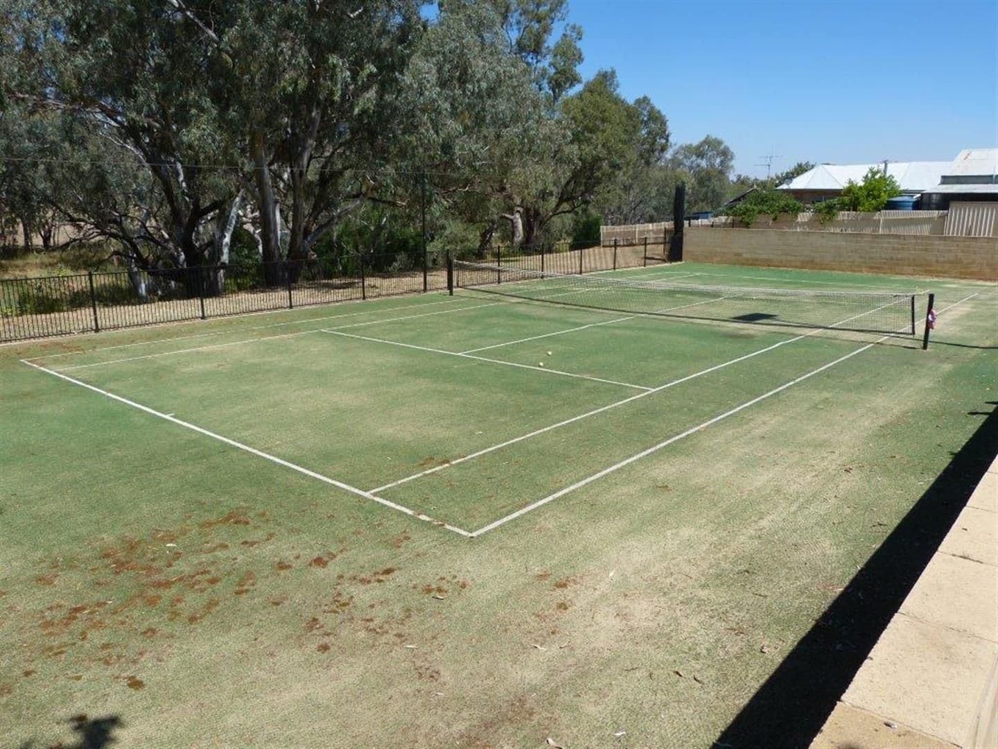 235 Nash Street, PARKES NSW 2870, Parkes - Thumbnail 4