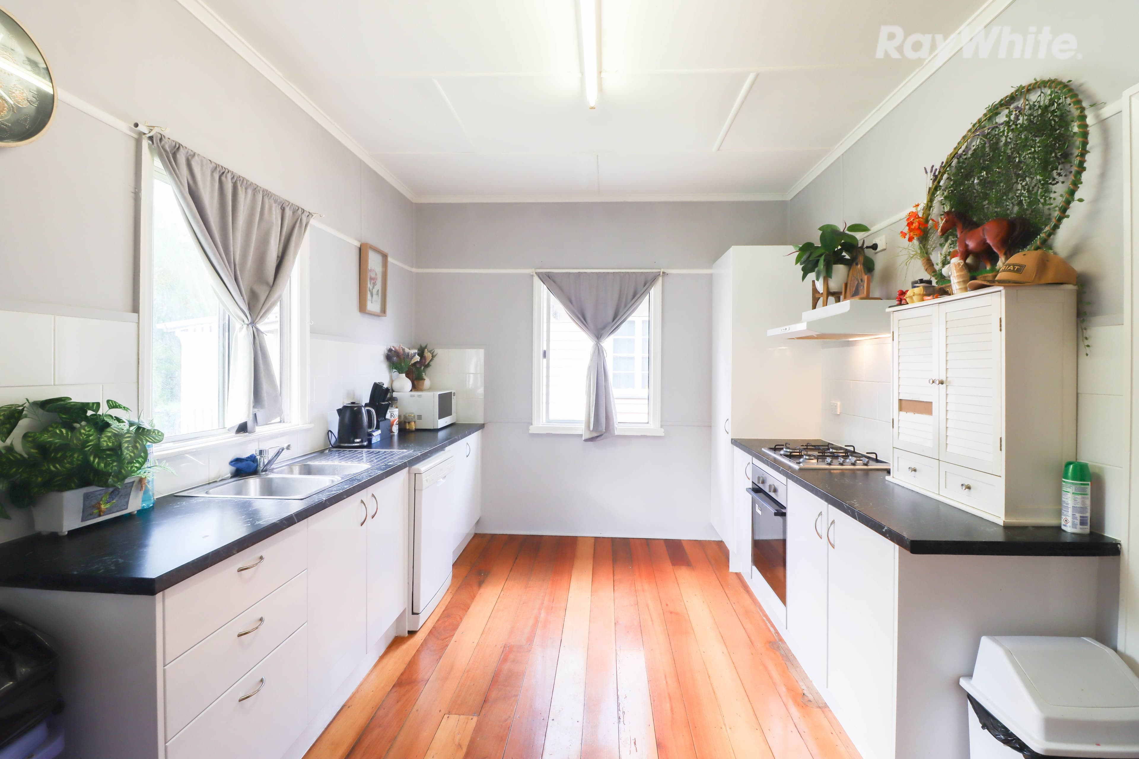 2 MARIAN Street, Booval QLD 4304, Booval - Thumbnail 2