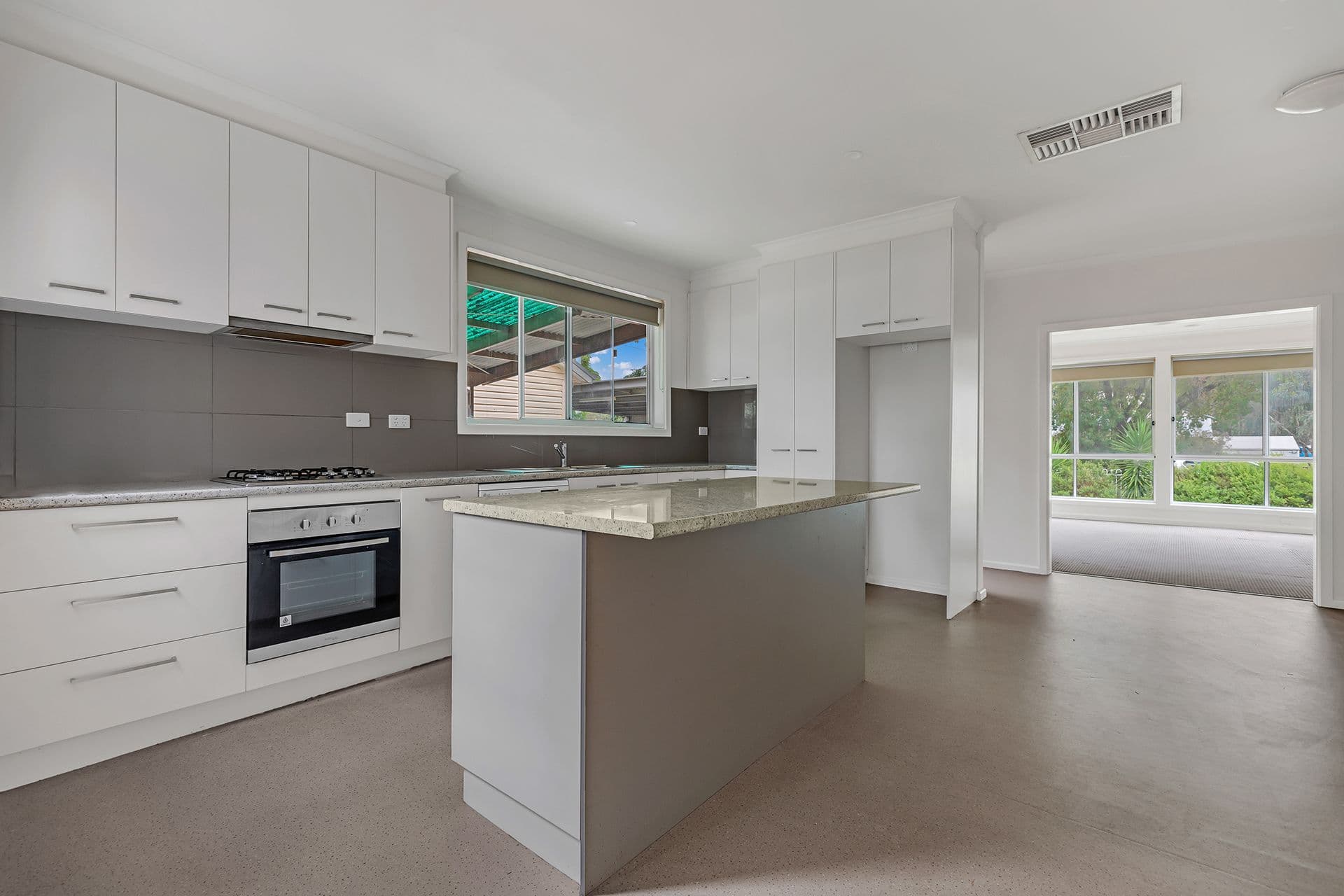68 McKenzie Street, Echuca VIC 3564, Echuca - Thumbnail 4