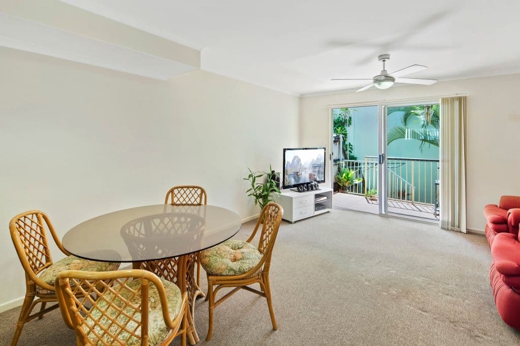Unit 3 61 Duporth Avenue, Maroochydore QLD 4558, Maroochydore - Thumbnail 3