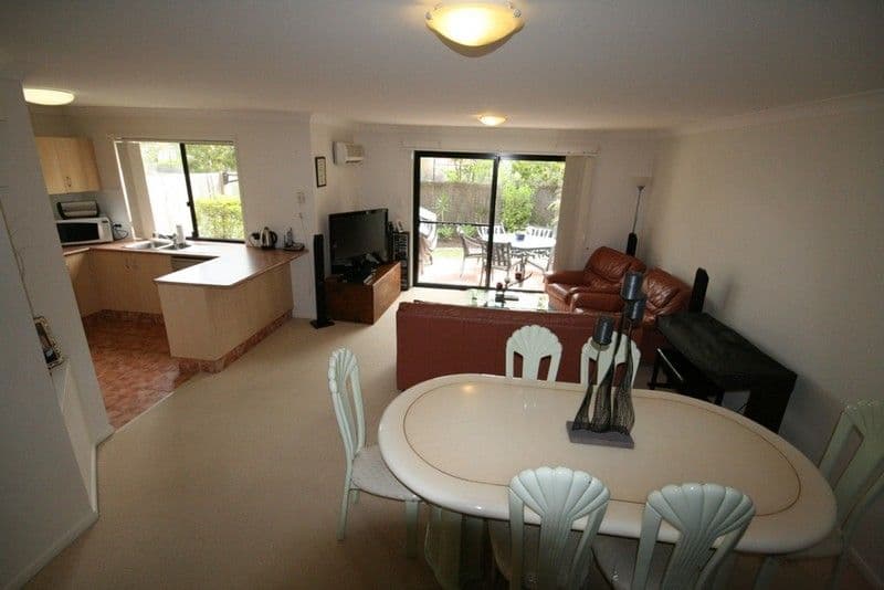 127 Gooding Drive, MERRIMAC QLD 4226, Merrimac - Thumbnail 3