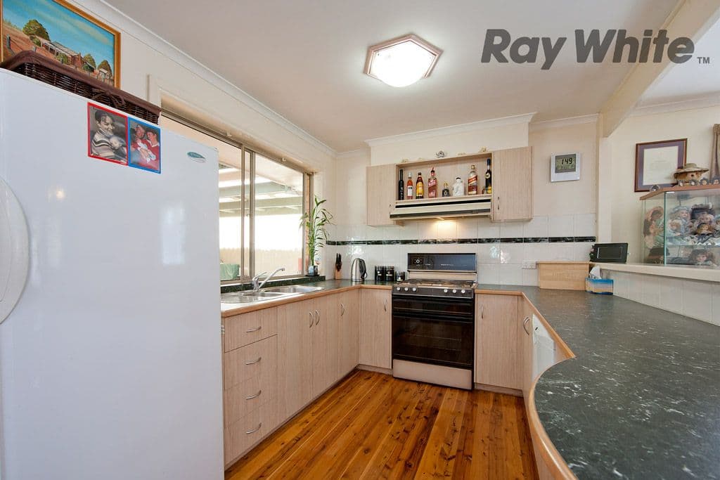 127 Parramatta Road, WERRIBEE VIC 3030, Werribee - Thumbnail 2