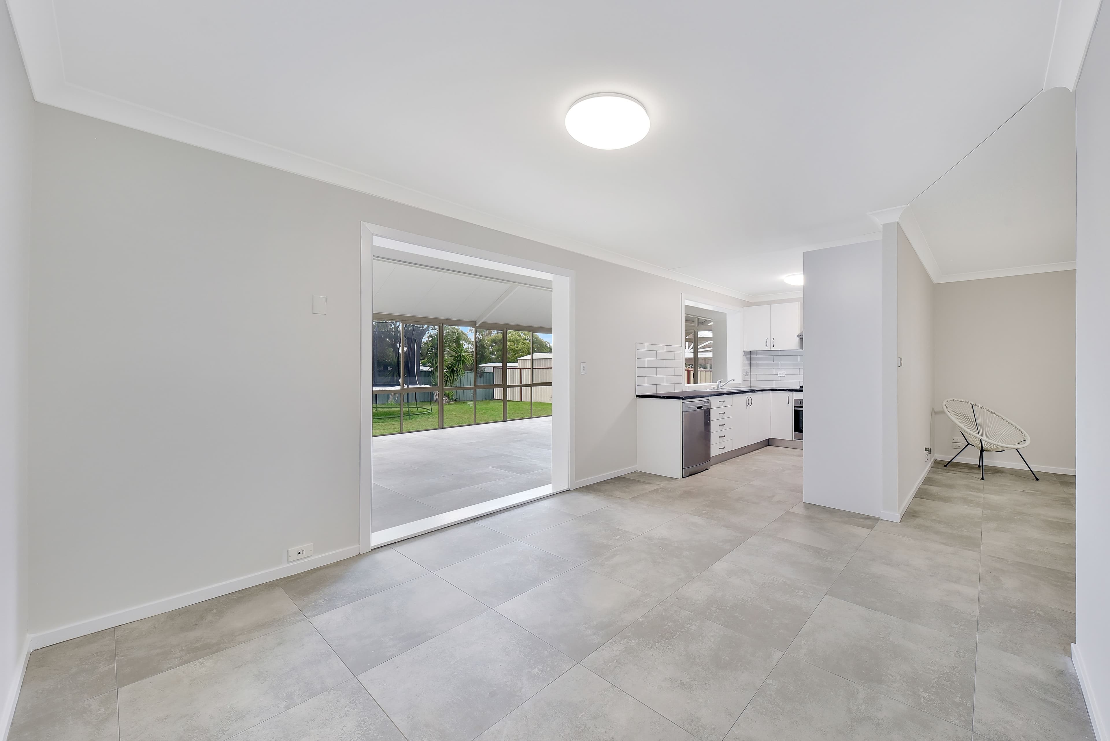 27 Welling Drive, Narellan Vale - Thumbnail 4